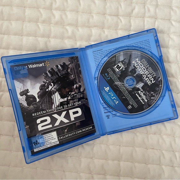 Call of Duty Modern Warfare Game for PS4 - Picture 3 of 4